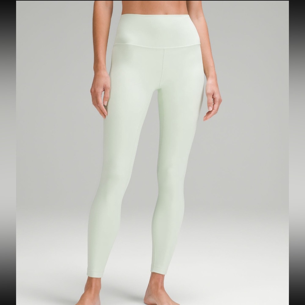 NWT Align HR Pant 28” in Creamy Mint (4)